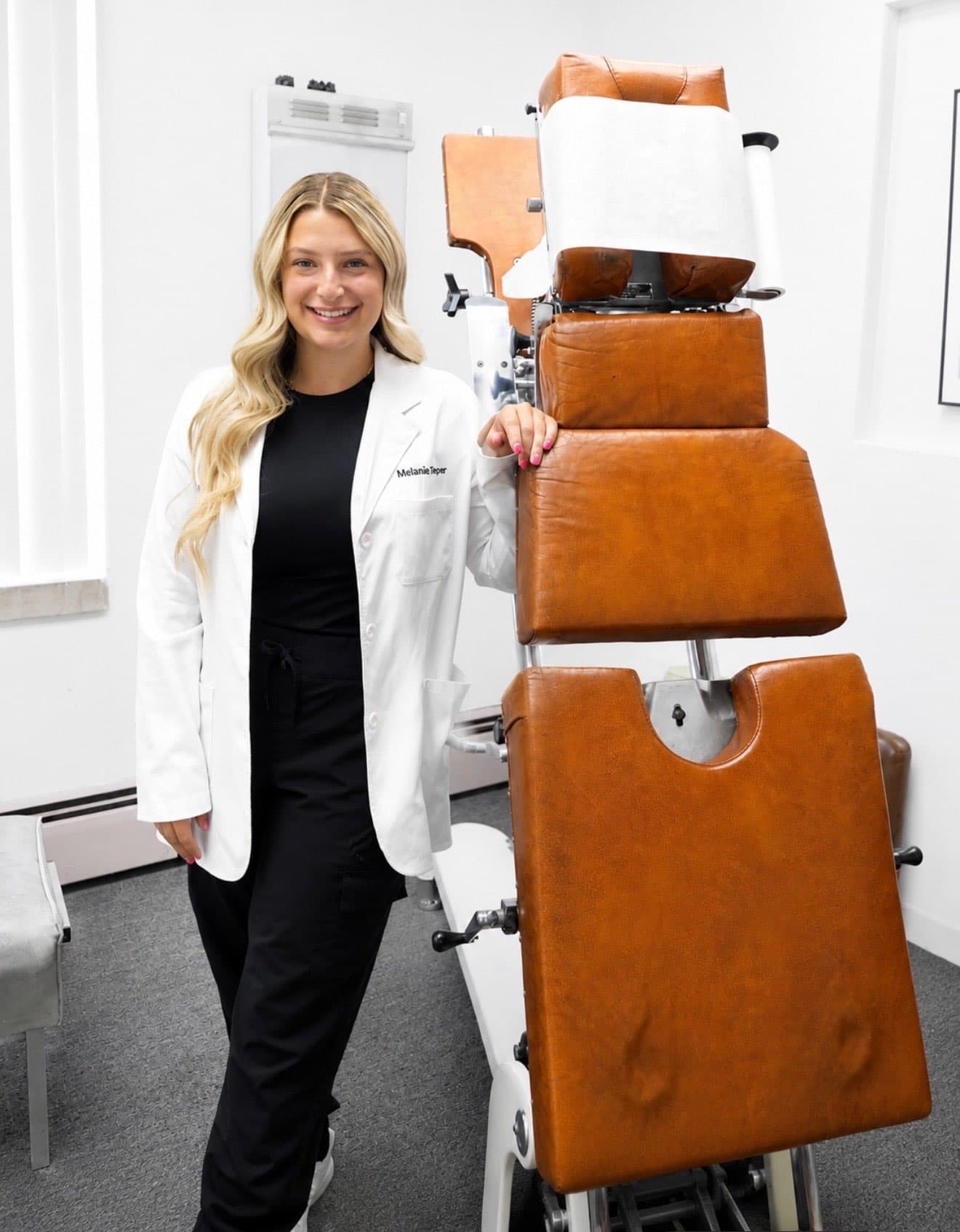 Dr. Melanie Teper